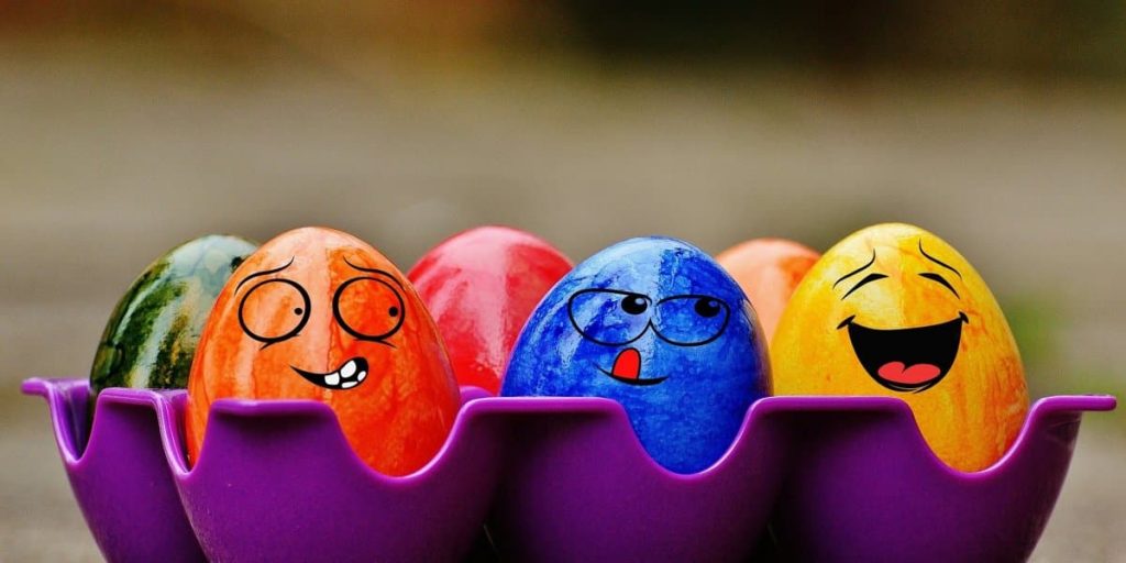 4 Easy (and Cheap!) Ways to Decorate Easter Eggs